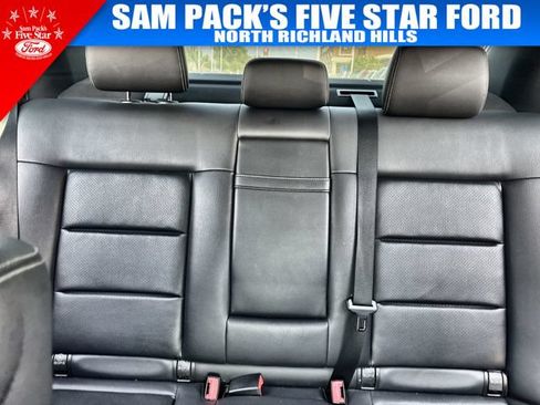 Used 2014 Mercedes-Benz E 350 Sedan image 15