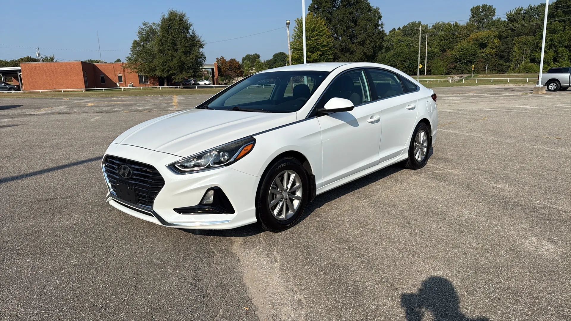 Used 2018 Hyundai Sonata SE FWD image 1