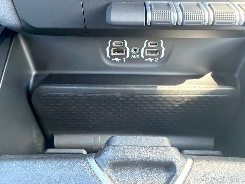 Used 2023 RAM 1500 Big Horn AWD/4WD image 37