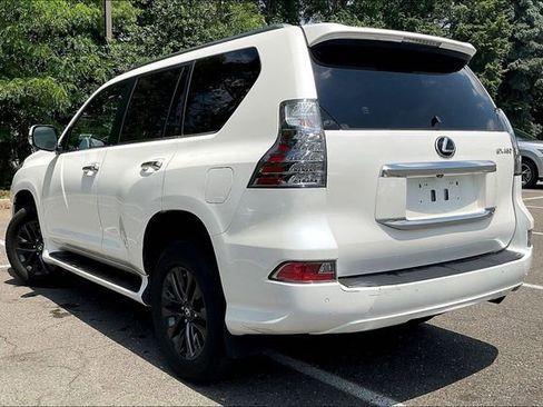 Used 2023 Lexus GX 460 Premium w/ Premium Package AWD/4WD image 6