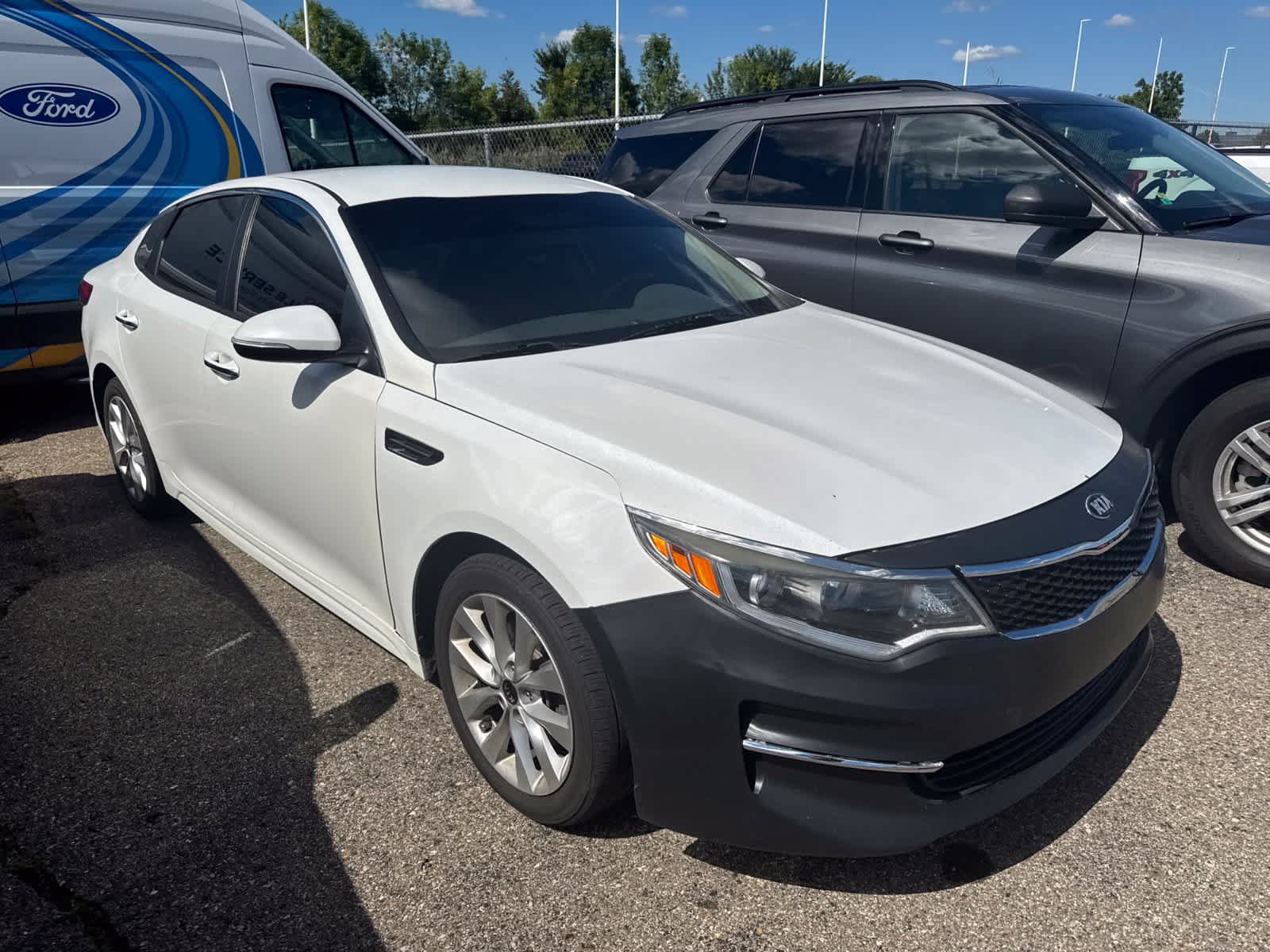 Used 2016 Kia Optima LX FWD image 23