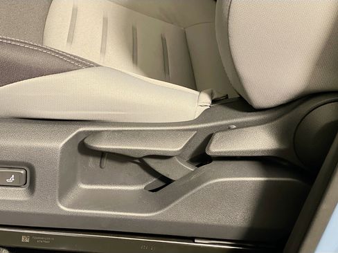 New 2026 Toyota Tacoma TRD Off-Road AWD/4WD image 15