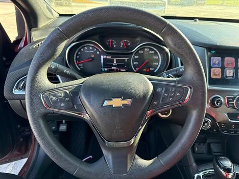 Used 2016 Chevrolet Cruze LT w/ Sun And Sound Package image 28