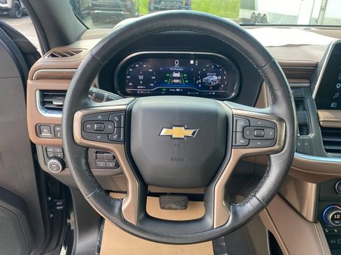 Used 2022 Chevrolet Tahoe High Country w/ LPO, Illumination Package AWD/4WD image 17