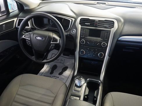 Used 2018 Ford Fusion S image 25