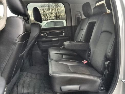 Used 2017 RAM 2500 Laramie image 24