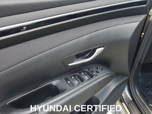 Certified 2024 Hyundai Tucson SEL w/ Convenience Package FWD image 8