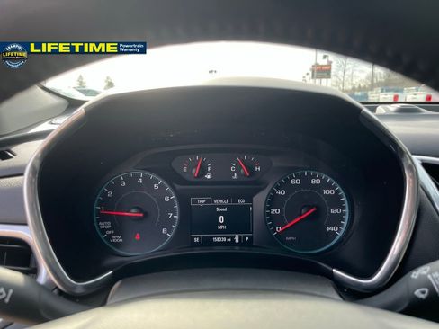 Used 2018 Chevrolet Equinox LT image 22