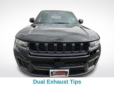 New 2026 Jeep Grand Cherokee L 4WD image 9