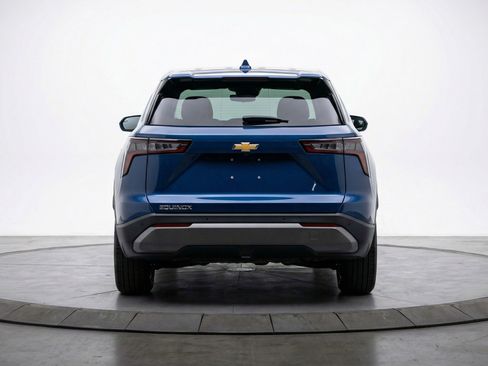 Used 2025 Chevrolet Equinox LT image 7