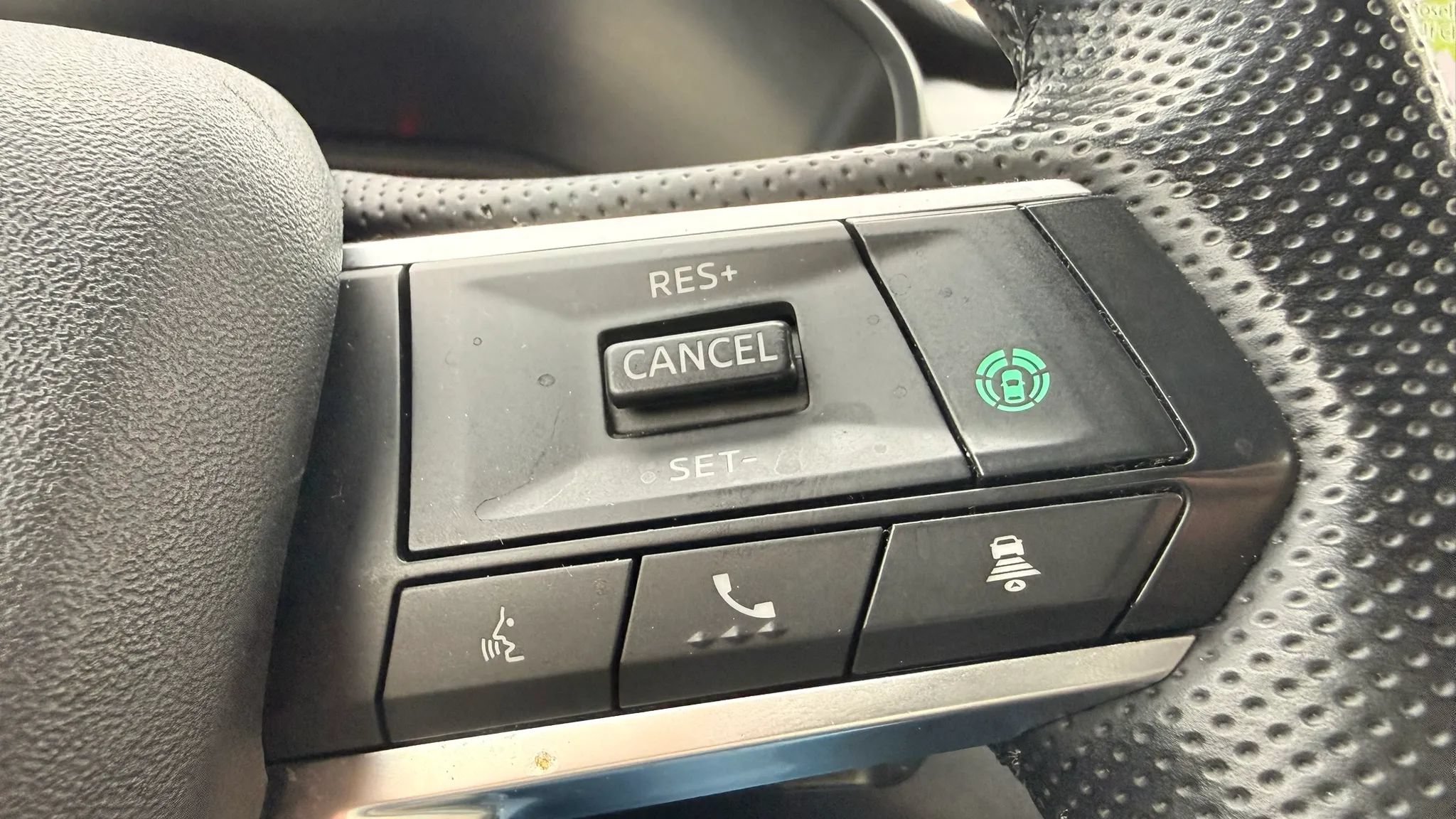 Used 2024 Mitsubishi Outlander FWD image 20