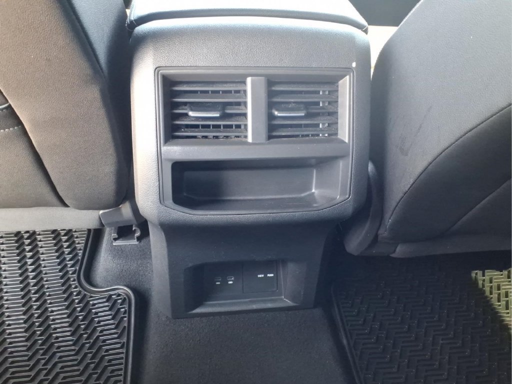 Used 2023 Volkswagen Atlas Cross Sport SE w/ Black Wheel Package FWD image 15