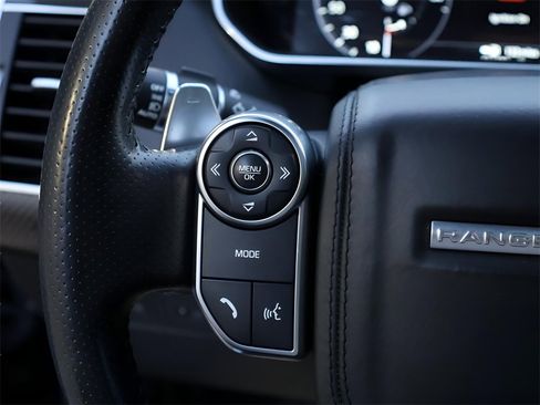 Used 2017 Land Rover Range Rover Sport SVR image 32