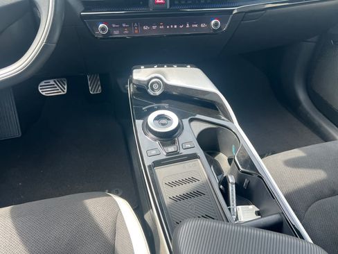 Certified 2024 Kia EV6 GT-Line AWD/4WD image 15