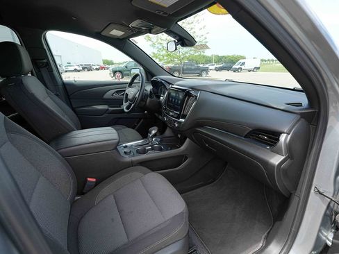 Used 2023 Chevrolet Traverse LT AWD/4WD image 23