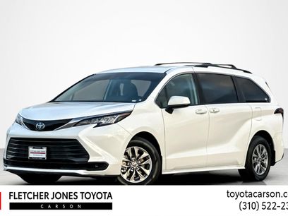 Certified 2022 Toyota Sienna LE