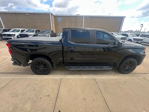 Used 2022 Chevrolet Silverado 1500 RST RWD image 3