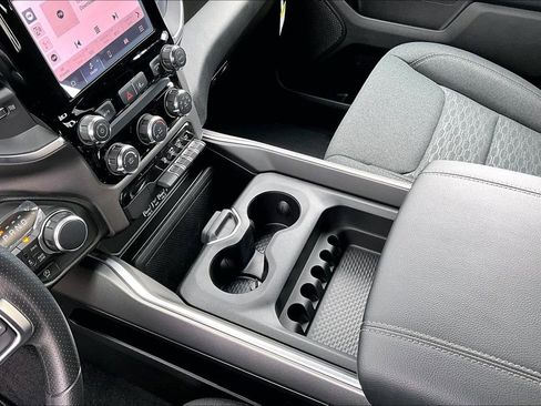 New 2026 RAM 1500 4x4 Crew Cab image 11