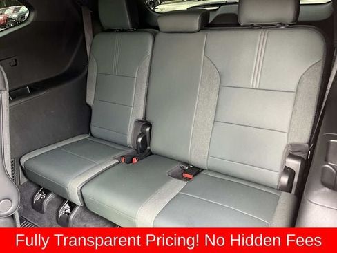 Used 2025 GMC Acadia AT4 AWD/4WD image 19