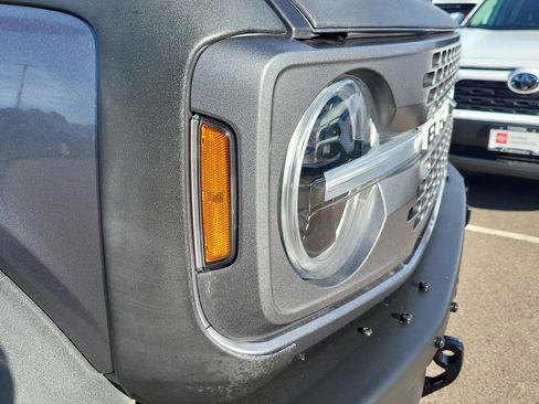 Used 2023 Ford Bronco Badlands image 5