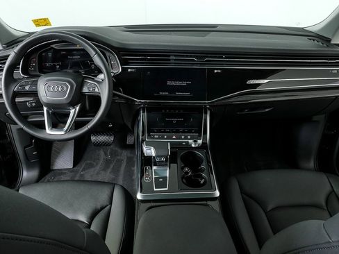 Used 2023 Audi Q7 2.0T Premium w/ Towing Package image 18