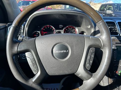 Used 2012 GMC Acadia Denali image 31