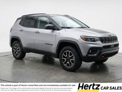 Used 2025 Jeep Compass Trailhawk
