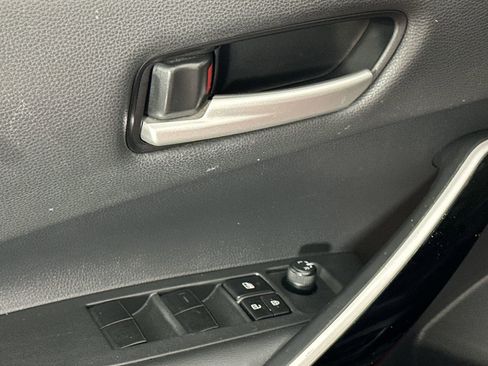 Used 2021 Toyota Corolla XSE image 13