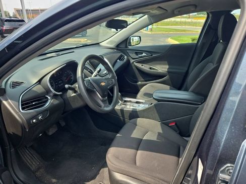 Used 2019 Chevrolet Malibu LT FWD image 10