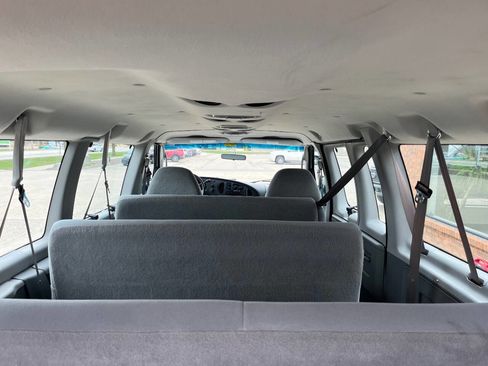 Used 2007 Ford E-350 and Econoline 350 XLT image 23