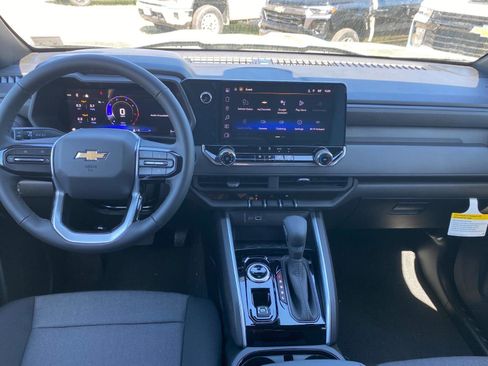 New 2026 Chevrolet Colorado W/T w/ WT Custom Package AWD/4WD image 10