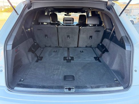 Used 2018 Audi Q7 3.0T Prestige w/ Prestige Package AWD/4WD image 35