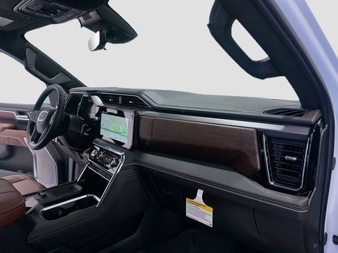 New 2026 GMC Sierra 2500 Denali Ultimate AWD/4WD image 31
