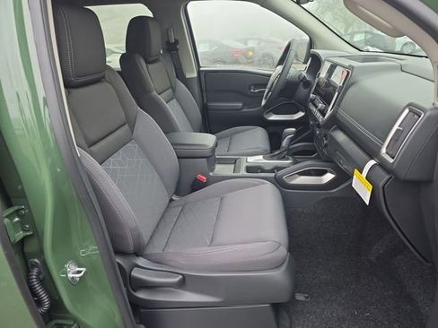 New 2026 Nissan Frontier SV w/ SV Convenience Package image 9