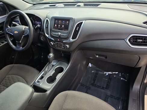 Used 2021 Chevrolet Equinox LT FWD image 12