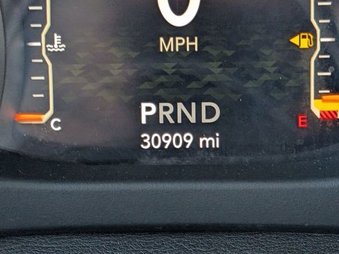 Used 2021 Jeep Wrangler Unlimited Sahara image 17