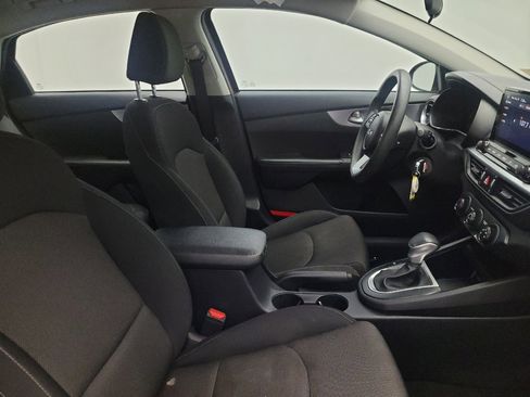Used 2023 Kia Forte LXS FWD image 21