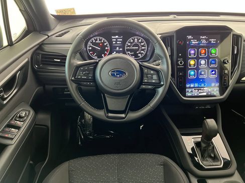 Certified 2025 Subaru Forester Premium AWD/4WD image 16