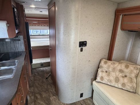 Used 2013 Mercedes-Benz Sprinter 3500 image 16