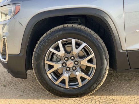 Certified 2023 GMC Acadia SLT w/ Technology Package image 32