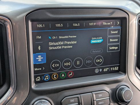 Used 2021 Chevrolet Silverado 2500 LTZ w/ LTZ Premium Package image 30