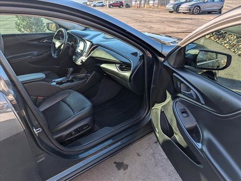 Used 2016 Chevrolet Malibu LT w/ Leather Package image 12