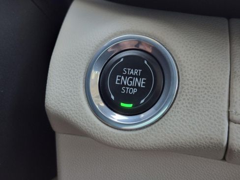 Certified 2023 Buick Envision Avenir FWD image 31