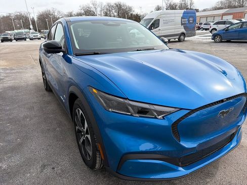 Used 2025 Ford Mustang Mach-E Select w/ Comfort Package Lite image 11