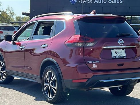 Used 2020 Nissan Rogue SV image 7
