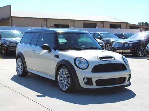 Used 2013 MINI Cooper Clubman S image 9