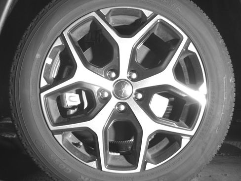 Used 2025 Jeep Compass Limited image 12