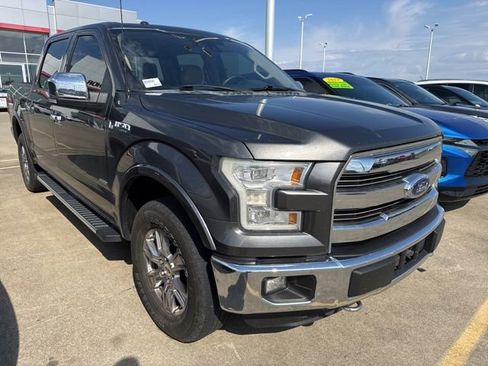 Used 2015 Ford F150 Lariat w/ Equipment Group 502A Luxury AWD/4WD image 14