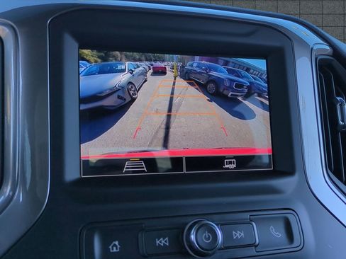 Used 2025 Chevrolet Silverado 1500 Custom image 20