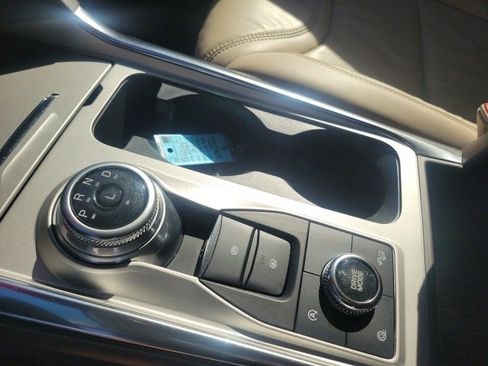 Used 2023 Ford Explorer Platinum w/ Class IV Trailer Tow Package image 13